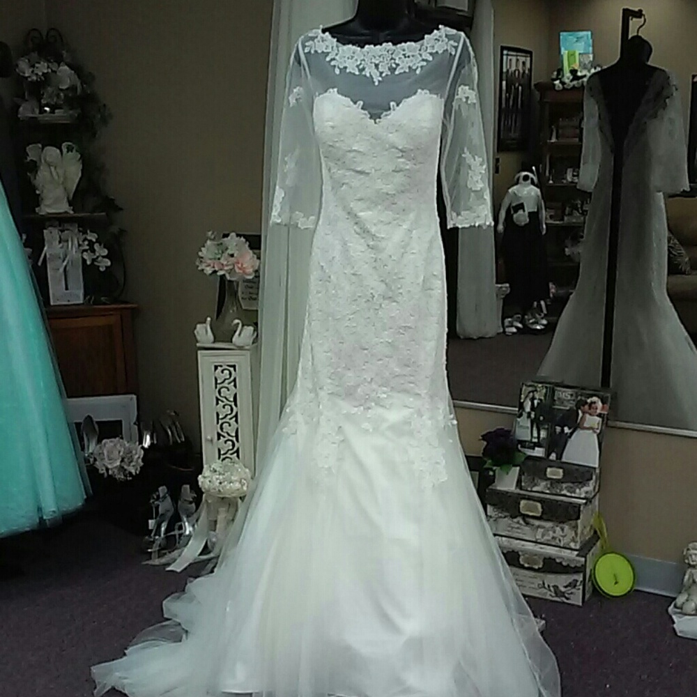 Wedding dress